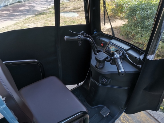 Améliorer le cadre de toit de canopée pour le tricycle de voiture de tourisme pour le tricycle électrique à rangée unique