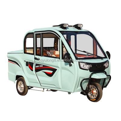 Tricycle électrique entièrement fermé pour traîner des marchandises 60V Voltage 30-50km kilométrage