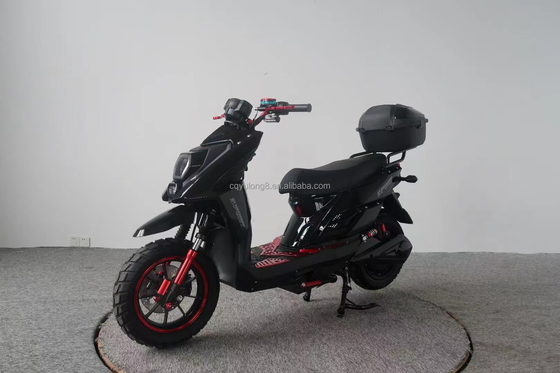 Une moto électrique à batterie au lithium inégalée avec une longue durée de vie de la batterie et une grande vitesse