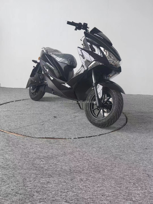 Des motos de rue sans balai de 2000W Le choix parfait pour les courses et les déplacements quotidiens