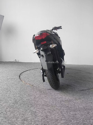 Des motos de rue sans balai de 2000W Le choix parfait pour les courses et les déplacements quotidiens