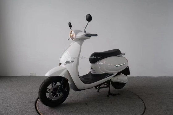 500W/1000W/1500W/2000W Scooter électrique à moteur sans balai pour adultes Max. Vitesse 40 60km/h