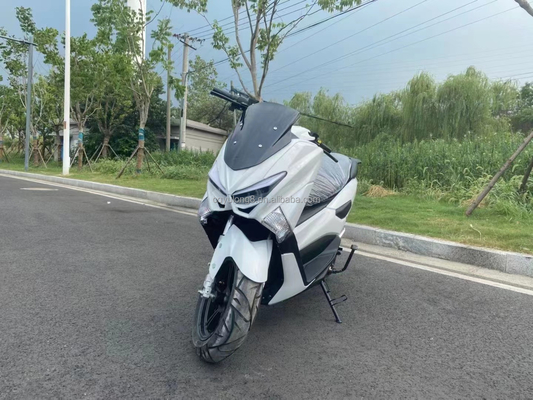 Batterie 60V Scooter électrique haute puissance pour adultes 3000W Vitesse du moteur Vente