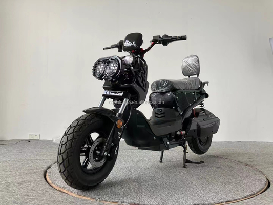 Scooters électriques personnalisables de 1500W à 2000W avec deux phares et une charge rapide
