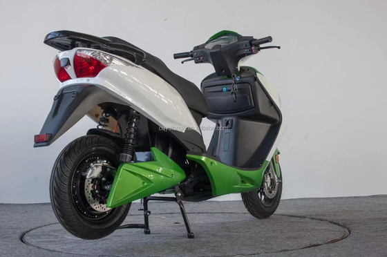 Les scooters électriques les plus populaires Les vélos scooters motocyclettes avec 800W de puissance et 60km/h de vitesse