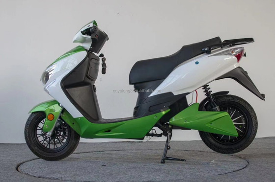 Les scooters électriques les plus populaires Les vélos scooters motocyclettes avec 800W de puissance et 60km/h de vitesse