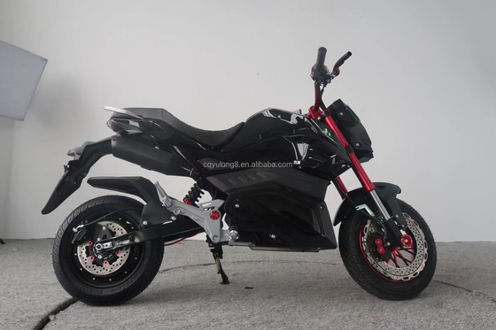 Une moto électrique tout-terrain personnalisée avec une vitesse maximale de 80 km/h et une batterie au lithium.