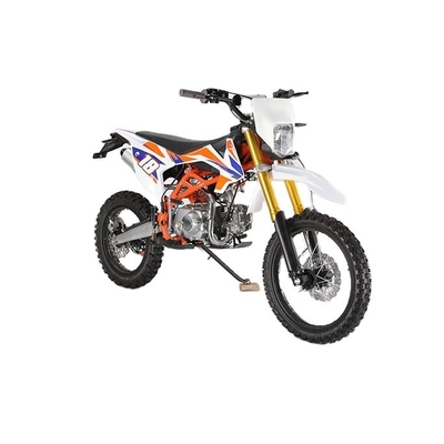 Une moto de 125cc, 150cc, 200cc, 300cc, 400cc personnalisée